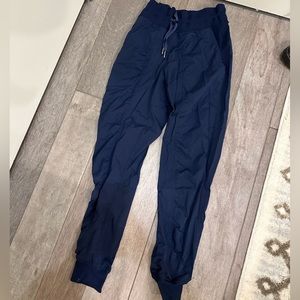 Lululemon Navy Joggers Size 4
